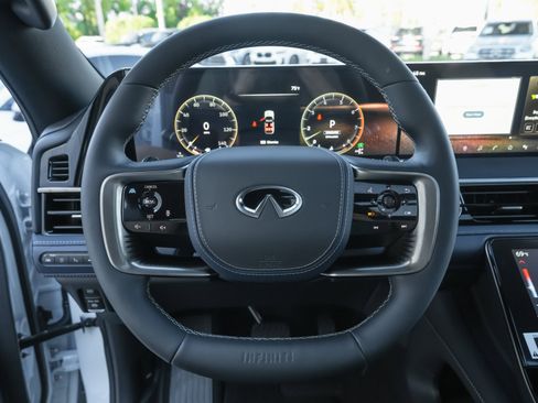 New 2026 INFINITI QX80 SPORT w/ Sport Exterior Package image 7