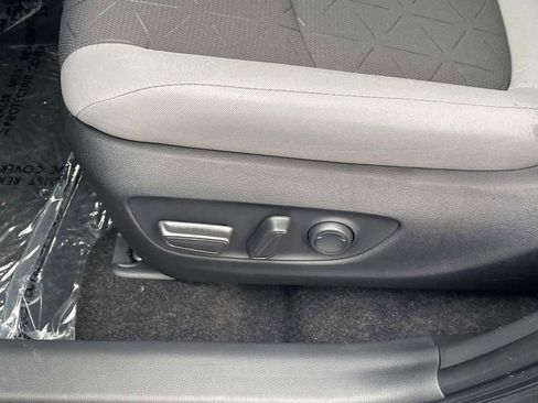 New 2025 Toyota RAV4 XLE image 28