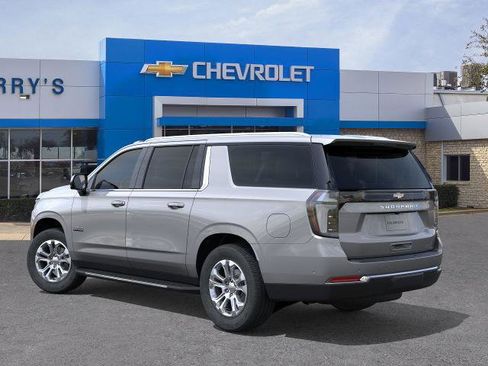 New 2026 Chevrolet Suburban LT w/ Comfort Package image 29