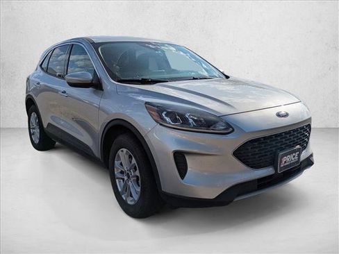 Used 2020 Ford Escape SE AWD/4WD image 3