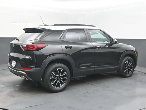 Used 2026 Chevrolet TrailBlazer ACTIV w/ Convenience Package AWD/4WD image 9