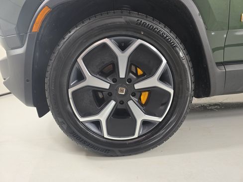 Used 2023 Rivian R1S Adventure Quad AWD/4WD image 9