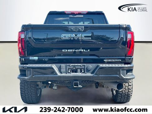 Used 2024 GMC Sierra 3500 Denali Ultimate image 4