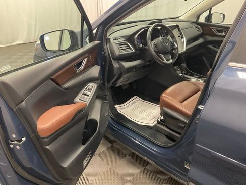 Used 2023 Subaru Ascent Touring AWD/4WD image 4