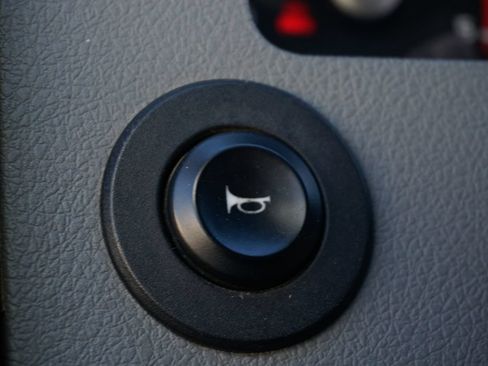 Used 2016 Ford F650 2WD Crew Cab Super Duty image 29