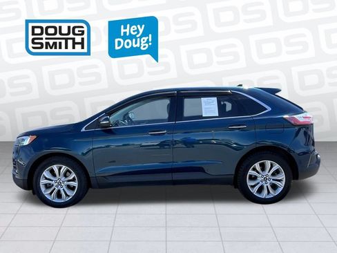 Used 2020 Ford Edge Titanium w/ Equipment Group 301A AWD/4WD image 3