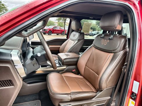 Used 2025 Ford F150 King Ranch w/ FX4 Off-Road Package AWD/4WD image 11