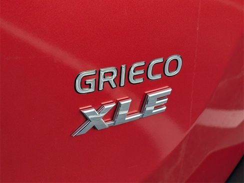 Used 2015 Toyota RAV4 XLE image 11