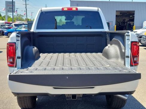 New 2026 RAM 2500 Big Horn AWD/4WD image 10