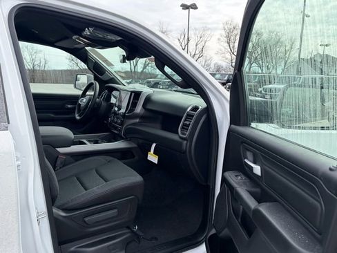 New 2026 RAM 1500 Express image 25