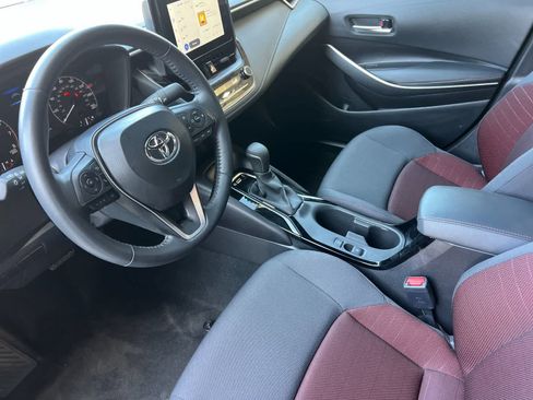 Used 2025 Toyota Corolla SE FWD image 12