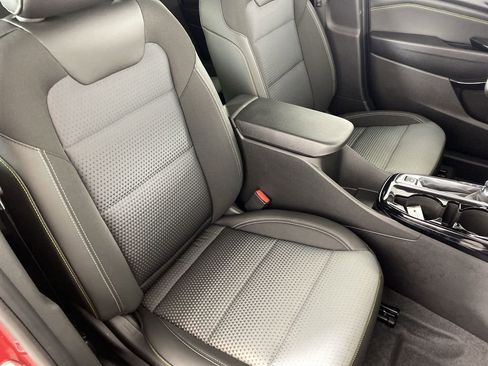 New 2026 Chevrolet Trax LT w/ Driver Confidence Package image 25