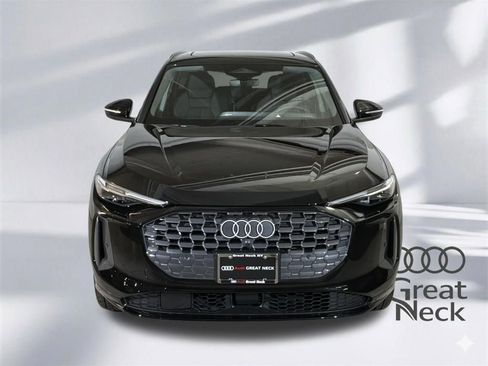 Certified 2025 Audi Q5 Premium Plus w/ Premium Plus image 23