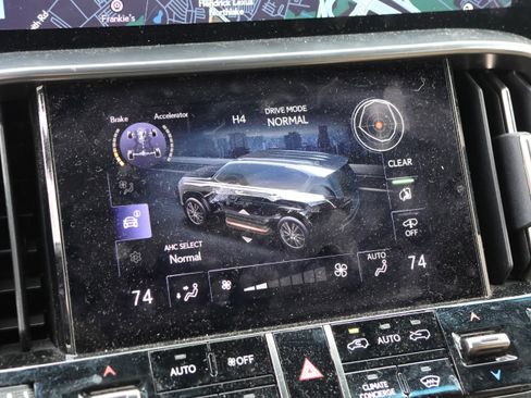 Used 2025 Lexus LX 700h Overtrail image 27