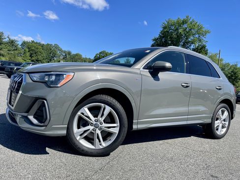 Used 2020 Audi Q3 2.0T Premium w/ Convenience Package AWD/4WD image 35