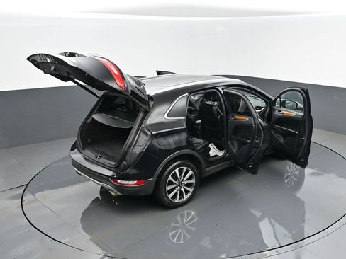 Used 2019 Lincoln MKC Reserve w/ MKC Climate Package image 32