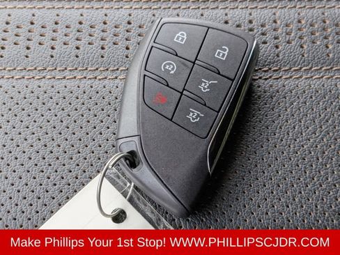 Used 2026 Chevrolet Tahoe High Country AWD/4WD image 28
