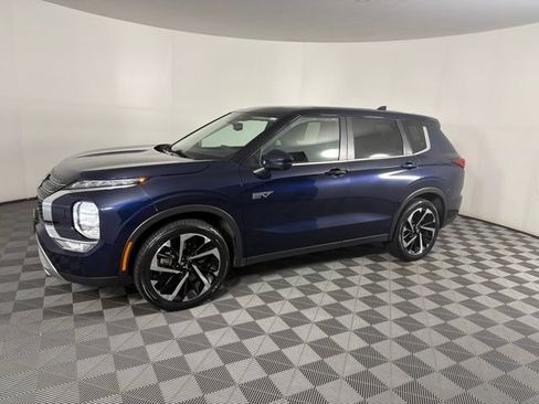 Used 2024 Mitsubishi Outlander SE AWD/4WD image 19