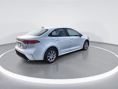 Used 2024 Toyota Corolla LE image 8