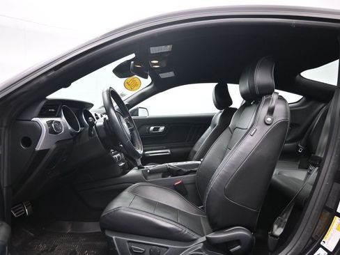 Used 2022 Ford Mustang GT Premium RWD image 22