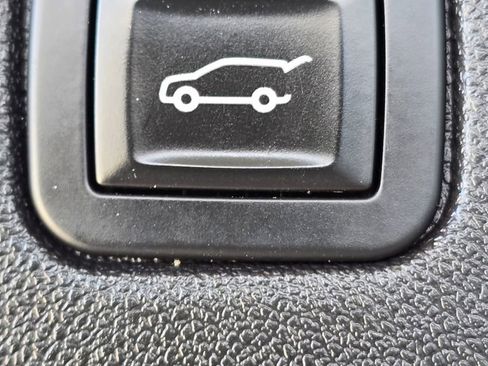 Used 2019 Chevrolet Equinox LT image 13