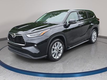 Used 2024 Toyota Highlander Limited