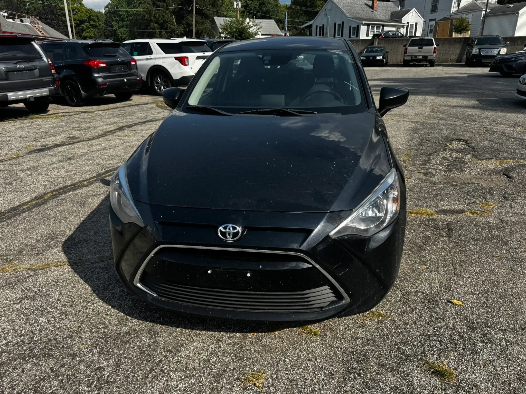 Used 2018 Toyota Yaris iA FWD image 2