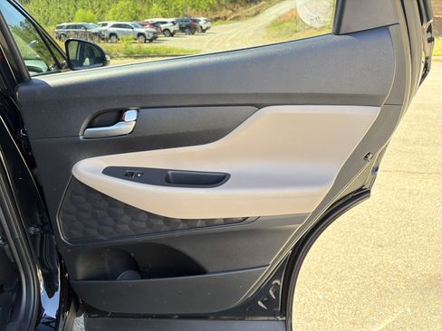 Used 2023 Hyundai Santa Fe SEL image 16