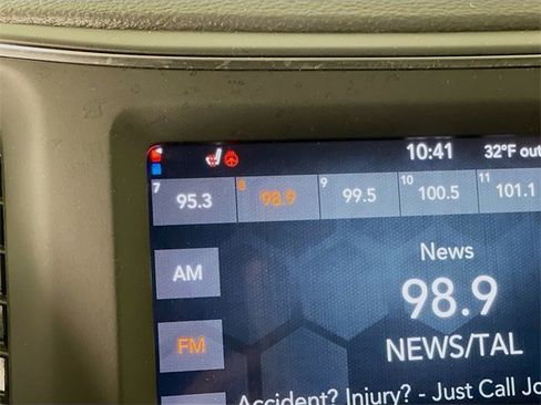 Used 2022 Jeep Cherokee Latitude w/ Trailer Tow Group image 20