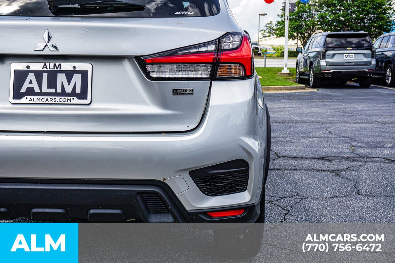 Used 2025 Mitsubishi Outlander Sport SE AWD/4WD image 17