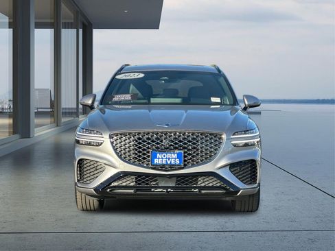 Used 2023 Genesis GV70 2.5T w/ Sport Prestige Package image 10