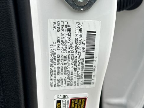 Used 2025 Acura RDX A-Spec image 23