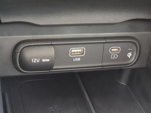 Certified 2023 Kia Telluride S w/ S Sunroof Package FWD image 23