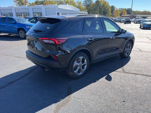 Used 2025 Ford Escape ST-Line image 3