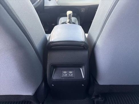 Used 2025 Toyota Corolla SE FWD image 18