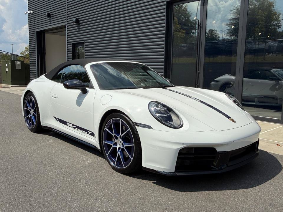Certified 2026 Porsche 911 Carrera T RWD image 9