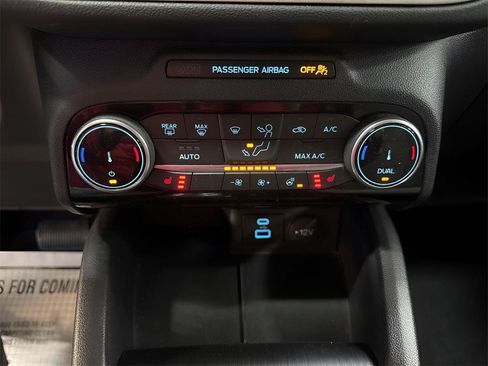 Used 2022 Ford Escape SE w/ Convenience Package image 21