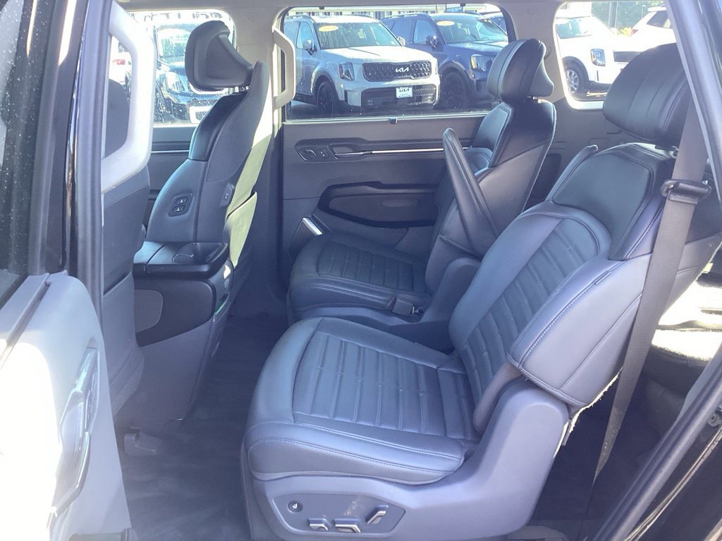 Used 2024 Kia EV9 Land AWD/4WD image 16