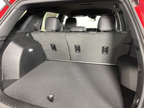 New 2026 Chevrolet Equinox LT w/ Convenience Package II FWD image 18