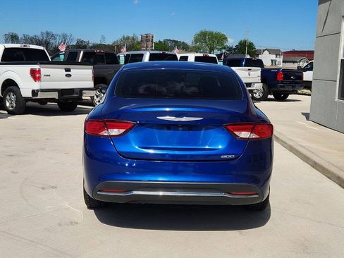 Used 2016 Chrysler 200 Limited FWD image 5