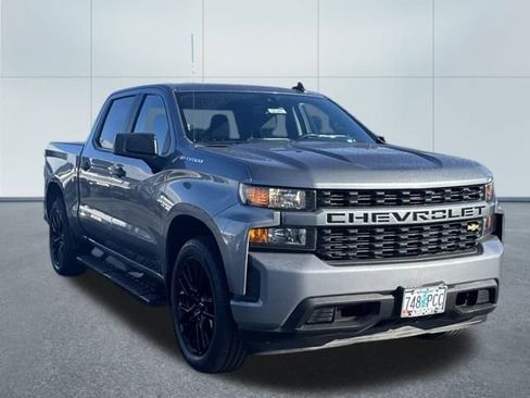 Used 2021 Chevrolet Silverado 1500 Custom w/ Safety Confidence Package image 8