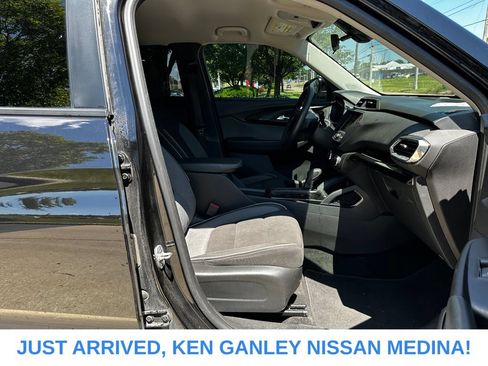 Used 2022 Chevrolet TrailBlazer LT AWD/4WD image 21