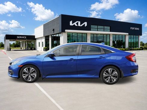 Used 2016 Honda Civic EX-T image 8