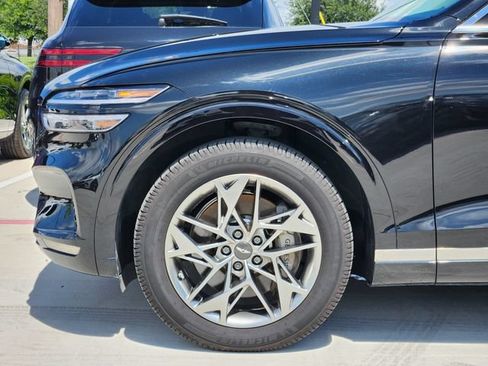 Used 2024 Genesis GV70 2.5T w/ Select Package AWD/4WD image 6