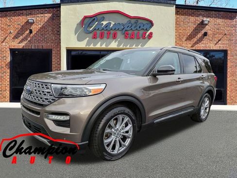 Used 2021 Ford Explorer Limited w/ Equipment Group 301A image 5
