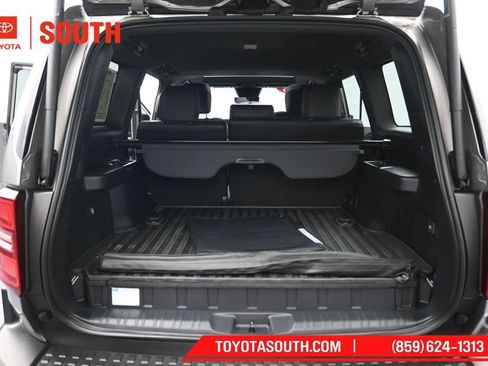 Certified 2025 Toyota Land Cruiser w/ Premium Package AWD/4WD image 33