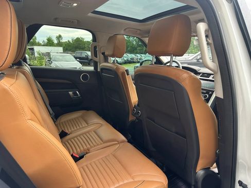 Used 2020 Land Rover Discovery HSE AWD/4WD image 23