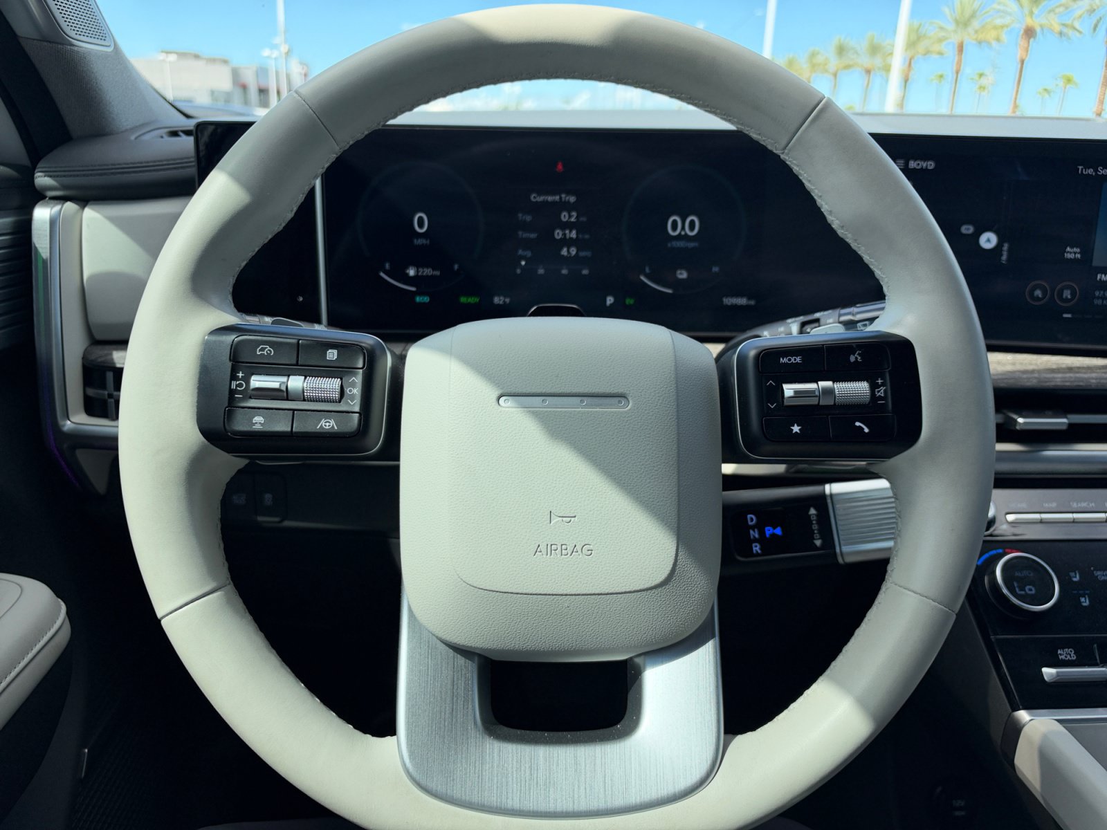 Certified 2025 Hyundai Santa Fe Limited FWD image 9