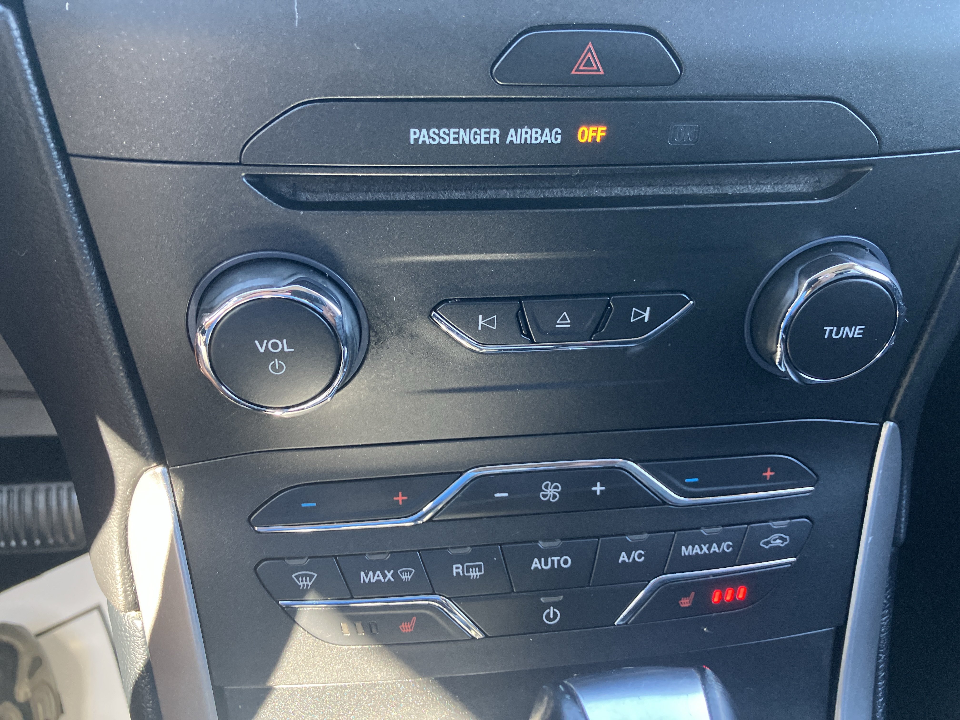 Used 2018 Ford Edge SEL w/ Canadian Touring Package AWD/4WD image 24