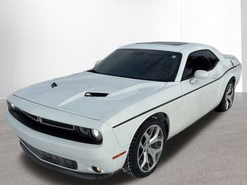 Used 2015 Dodge Challenger SXT Plus w/ Sound Group II image 13